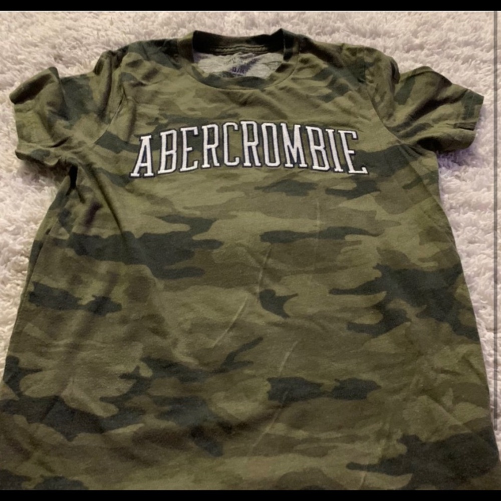 Kids T-Shirt.. size 13/14